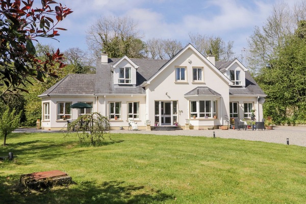 Cottage | Exterior