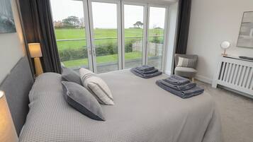 4 slaapkamers, individueel gedecoreerd, individueel gemeubileerd