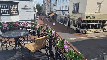 Cottage | Buiten dineren