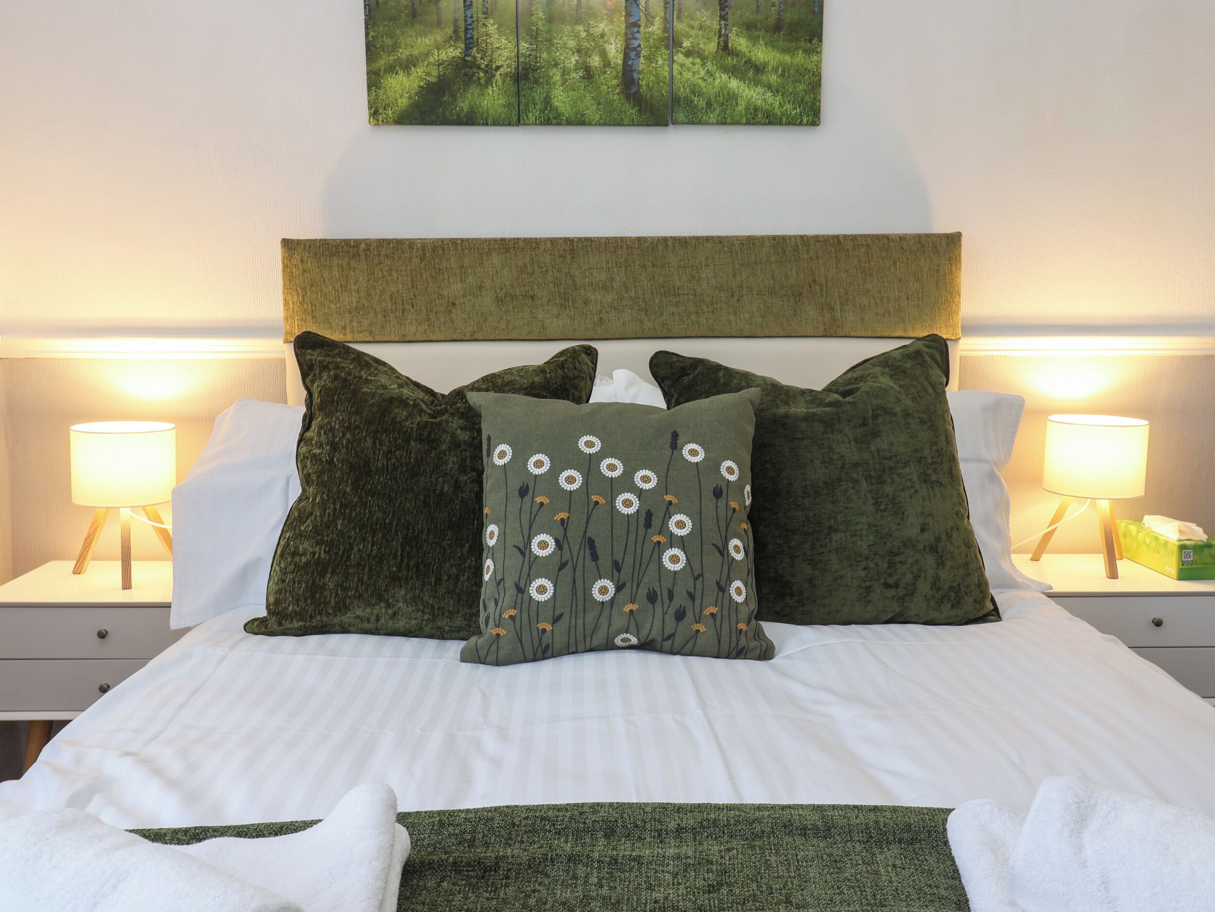 2 bedrooms, individually decorated, individually furnished, free WiFi