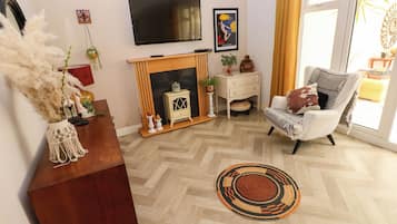 Cottage | Living area