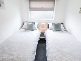 Casa de campo | 2 dormitorios, decoración individual, mobiliario individual