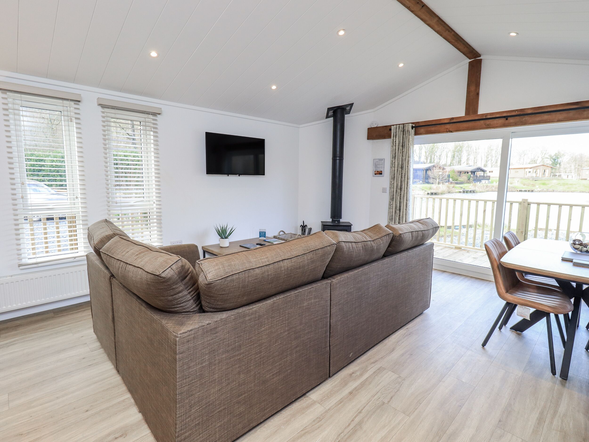 Cottage | Interior