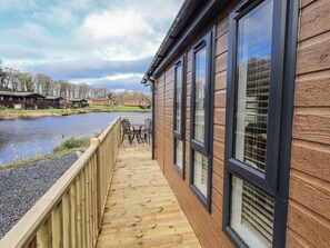 Cottage | Terrace/patio - Lakeside Lodge (Preston)