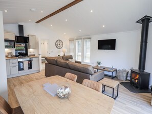 Cottage | Interior - Lakeside Lodge (Preston)