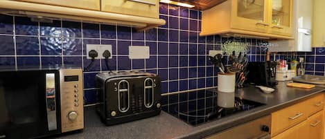 Fridge, dishwasher, electric kettle, toaster