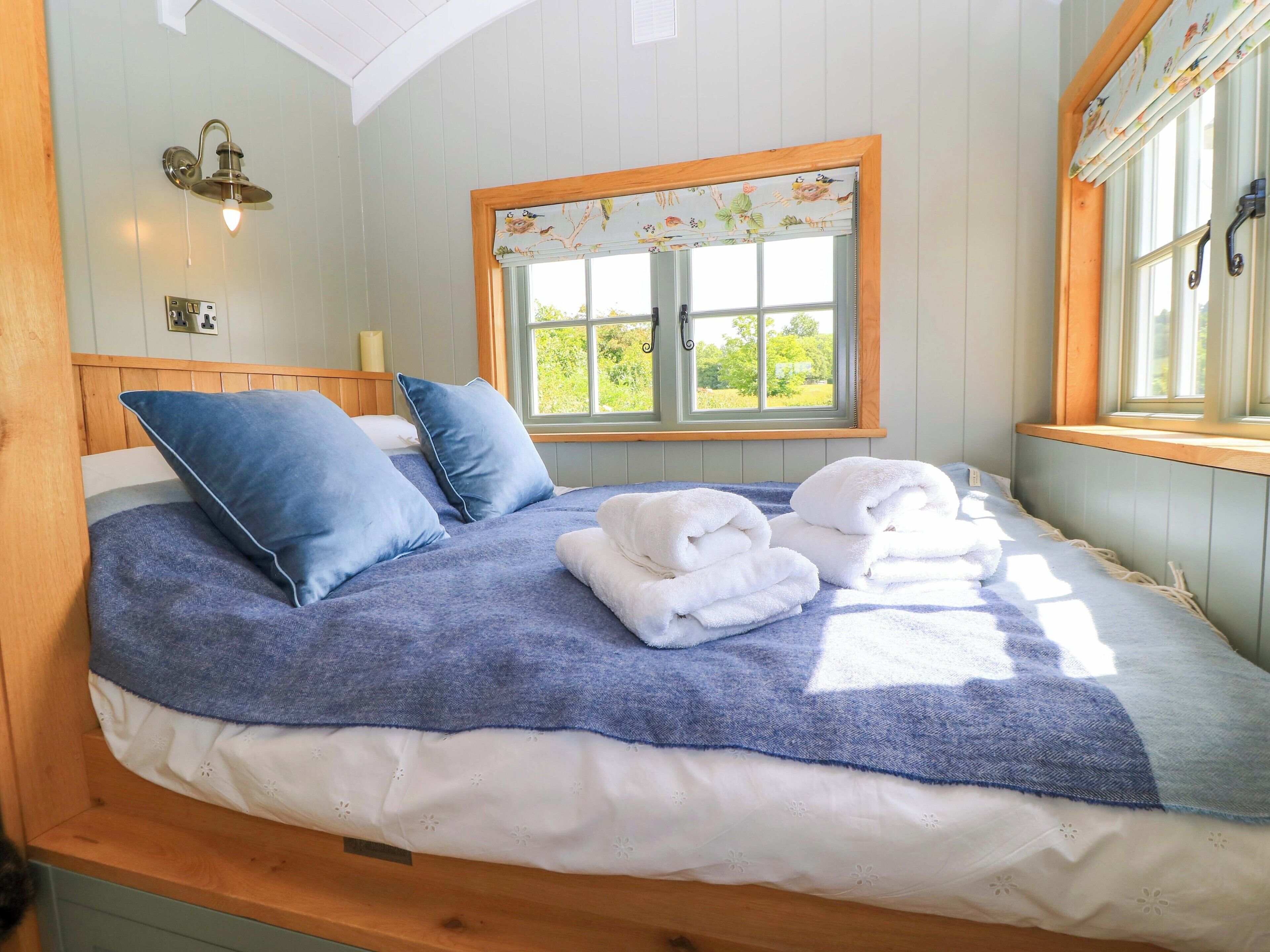 Cottage | 1 bedroom, individually decorated, individually furnished, free WiFi