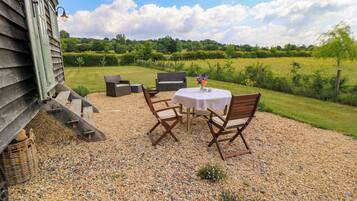 Cottage | Outdoor dining