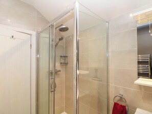 Shower - Cross View (Buxton)
