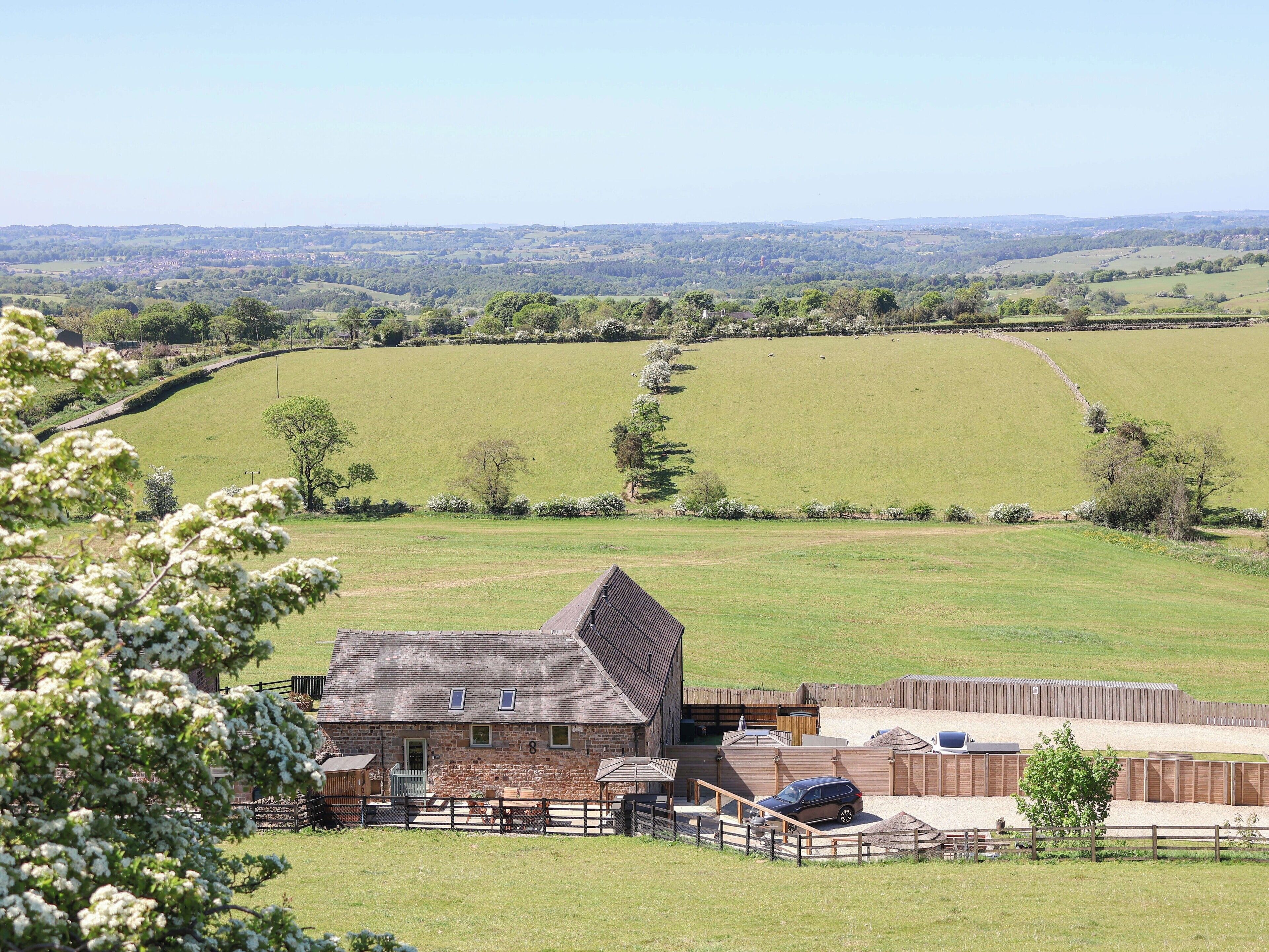 平房 | 住宿正面