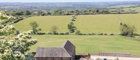 平房 | 住宿正面