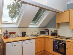 Fridge, dishwasher, electric kettle, toaster