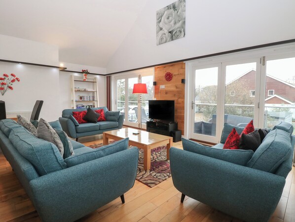Living area - Reedlings (Norwich)