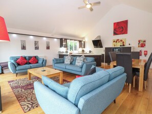 Living area - Reedlings (Norwich)