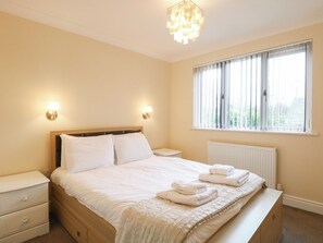 4 bedrooms, individually decorated, individually furnished, free WiFi - Reedlings (Norwich)