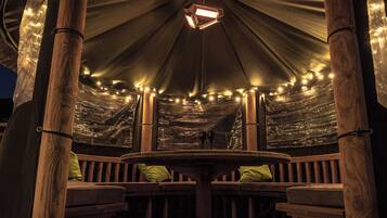 Cottage | Interior