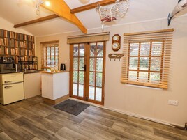 Fridge, electric kettle, toaster, cookware/dishes/utensils