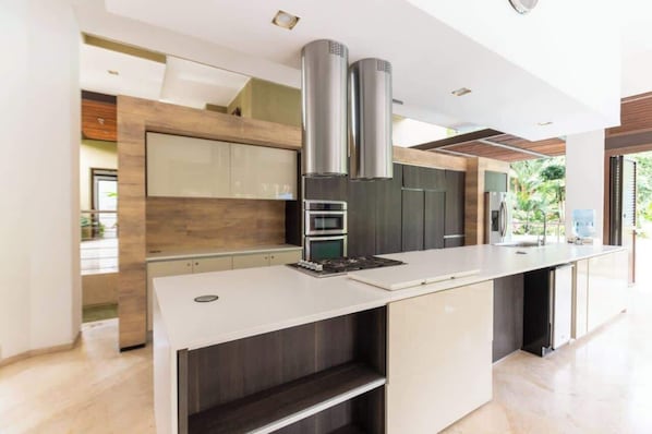 Private kitchen