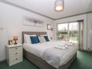 5 Schlafzimmer, individuell dekoriert, individuell eingerichtet