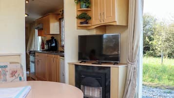 Cookware/dishes/utensils
