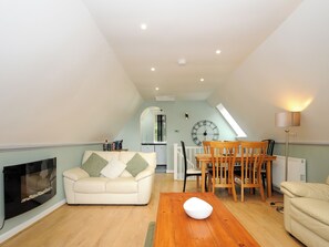 Living area - Valley Lodge 23 (Gunnislake)