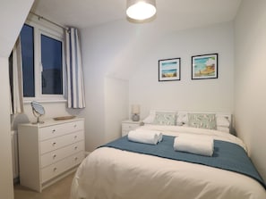 3 bedrooms, individually decorated, individually furnished, free WiFi