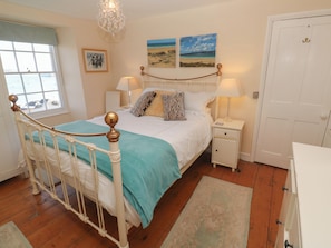 3 soverom, individuelt dekorert og individuelt innredet