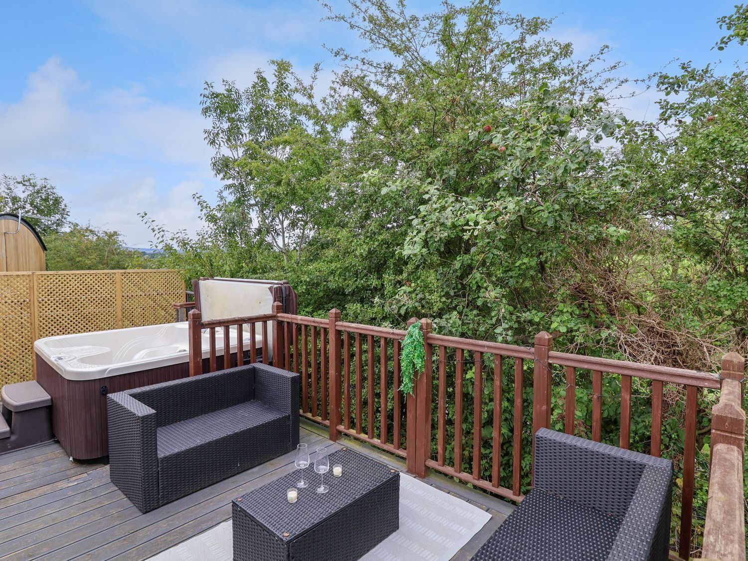 Bañera de hidromasaje exterior