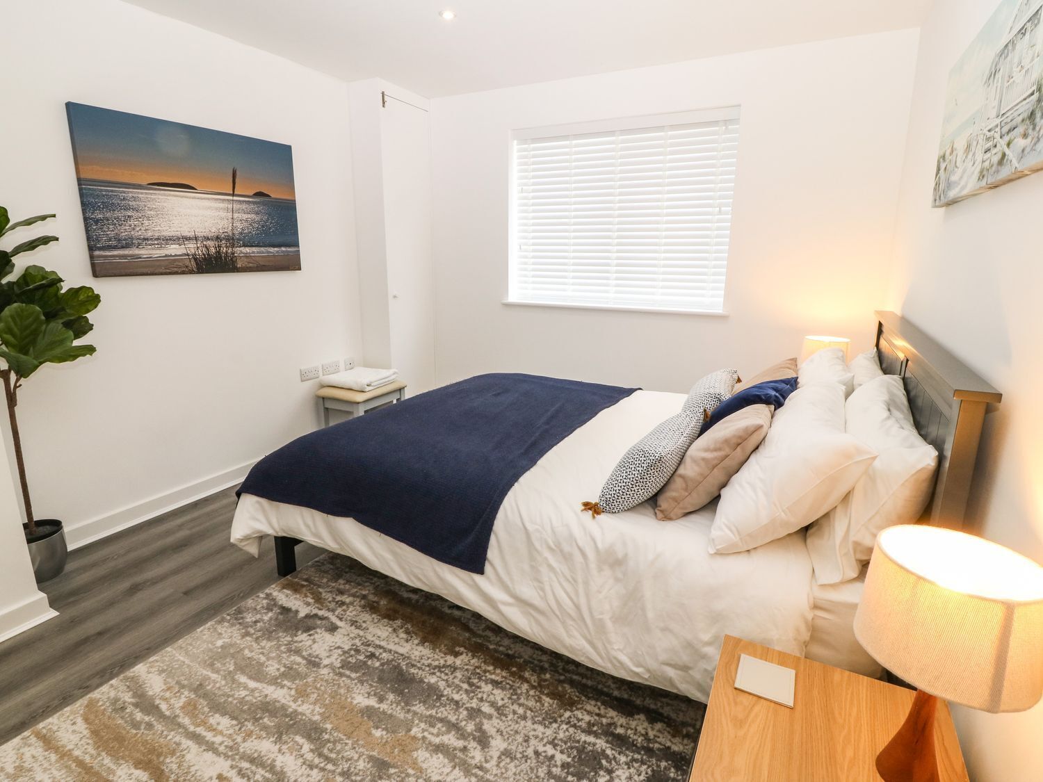 4 多间卧室、特色装修、特色家居、免费 WiFi