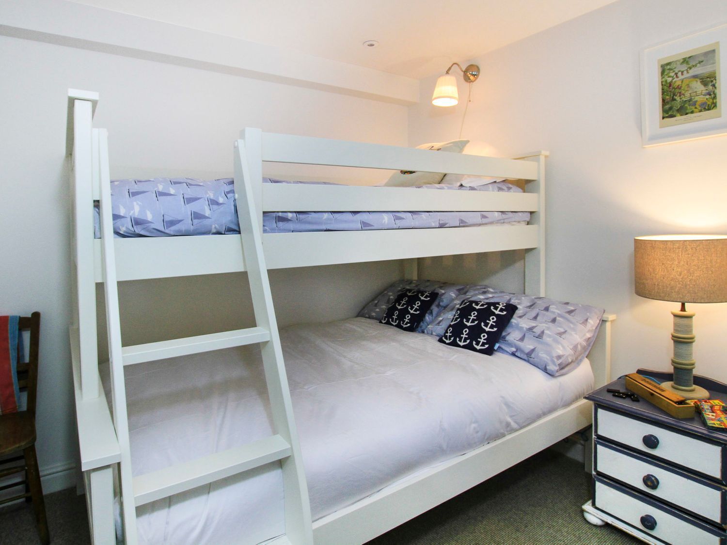 4 bedrooms, individually decorated, individually furnished, free WiFi