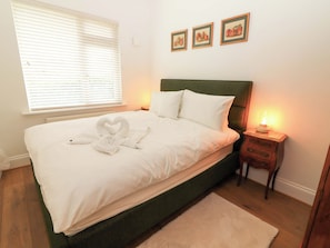 Cottage | Interior