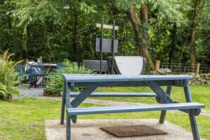 Mökki | Ulkoruokailutilat