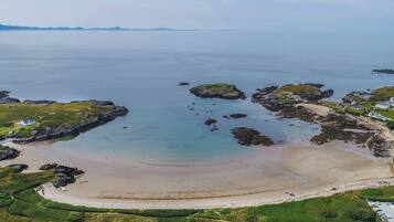 Cottage | Beach | Beach nearby