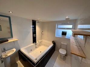 Shower - Bayview Cottage (Bournemouth)