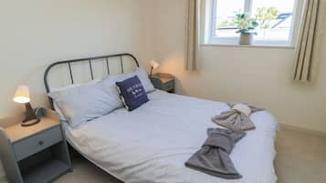 Cottage | 3 bedrooms, free WiFi, individually decorated, individually furnished