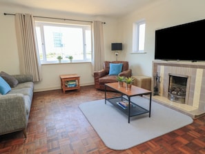 Cottage | Living area - Bayview Cottage (Bournemouth)