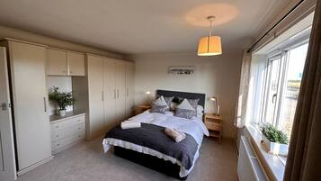 3 bedrooms, individually decorated, individually furnished, free WiFi