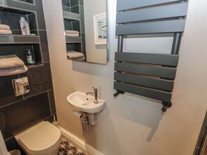 คอทเทจ | ห้องน้ำ | ฝักบัว