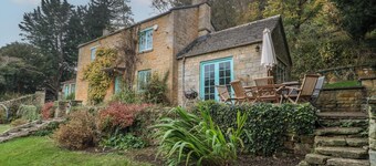 เดอะ สนิกเก็ต