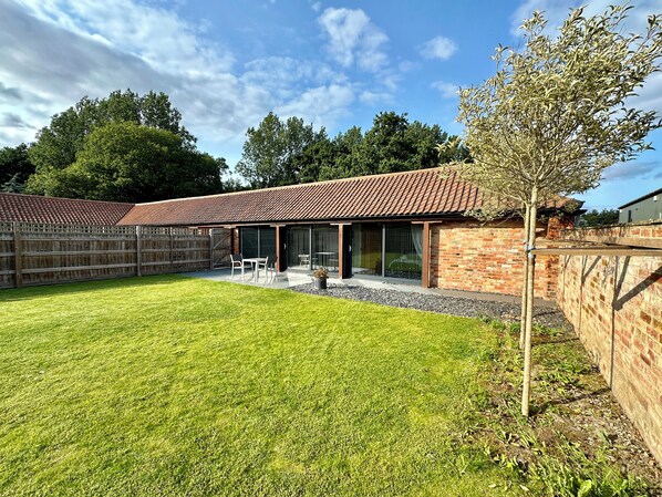 Cottage | Terrace/patio - The Dairy (Brigg)