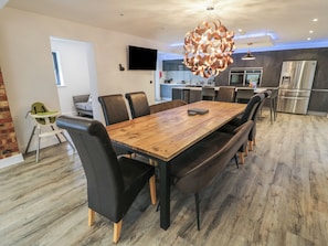 Dining - 85A Braybrooke Road (Kettering)