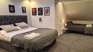 3 Schlafzimmer, individuell dekoriert, individuell eingerichtet