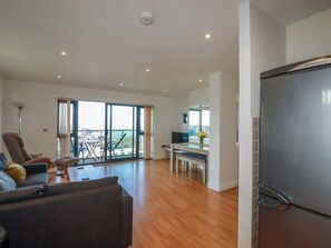 Interior - Apartment 3 (Newquay)