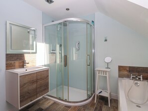 Shower - The Old Stable (Hull)