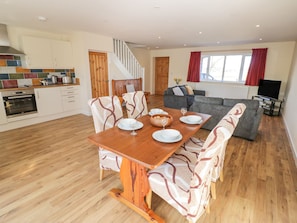 Interior - Walnut Cottage (Stratford-upon-Avon)