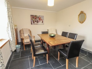 Dining - Ty Siabod (Betws-Y-Coed)