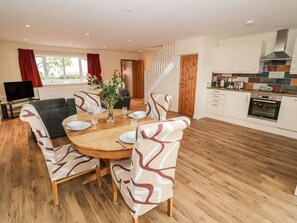 Dining - Rose Cottage (Stratford-upon-Avon)