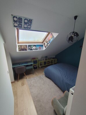 5 Schlafzimmer, Bügeleisen/Bügelbrett, WLAN, Bettwäsche