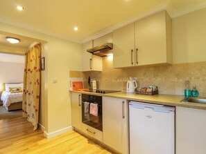 Fridge, dishwasher, electric kettle, toaster