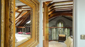 2 slaapkamers, individueel gedecoreerd, individueel gemeubileerd